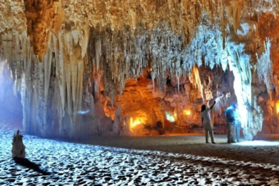 2 Nights 3 Days White Desert & Dejara Cave Tour from Cairo