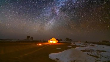 Luxury camping in white desert